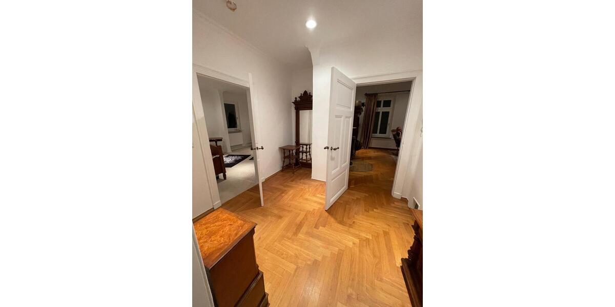 Hochparterre Oldenburg Dobbenviertel - 3 Zimmer, 100 m&sup2;, 2.300&euro; | Angebot:24446698