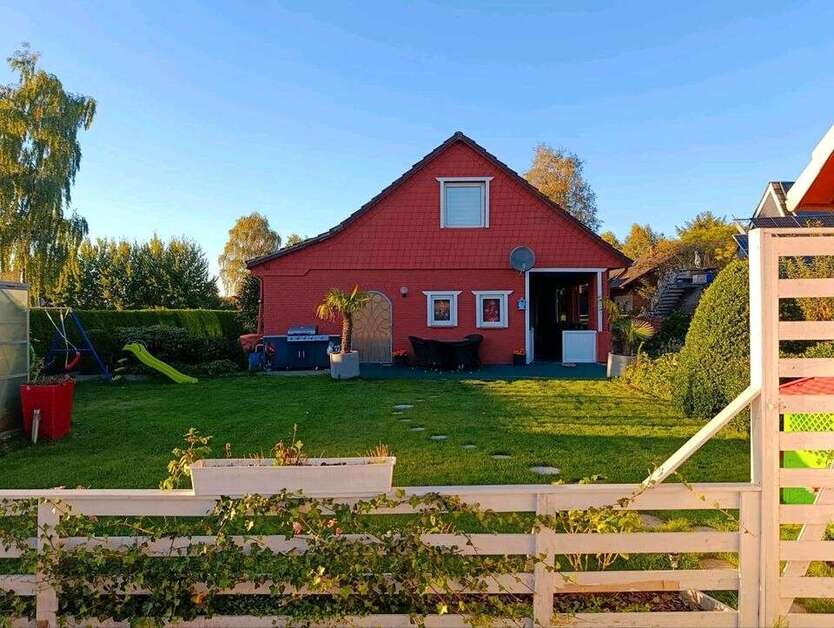 Haus zum Kaufen in Edewecht 299.000 € 167 m² 7 zimmer