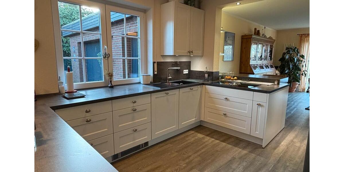 Einfamilienhaus Edewecht - 8 Zimmer, 230 m&sup2;, 595.000&euro; | Angebot:24769412