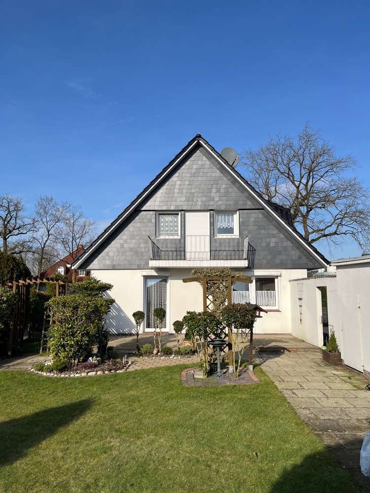 Haus zum Kaufen in Oldenburg 349.000 € 98 m²