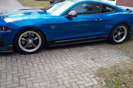 Ford Mustang 15.800 km 57.000 &euro; Apen 26689