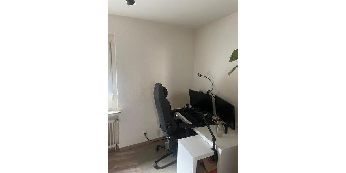 Etagenwohnung Oldenburg Drielaker-Moor - 3 Zimmer, 75 m&sup2;, 700&euro; | Angebot:26049272