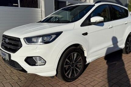 Ford Kuga 112.000 km 18.990 &euro; Augustfehn 26689