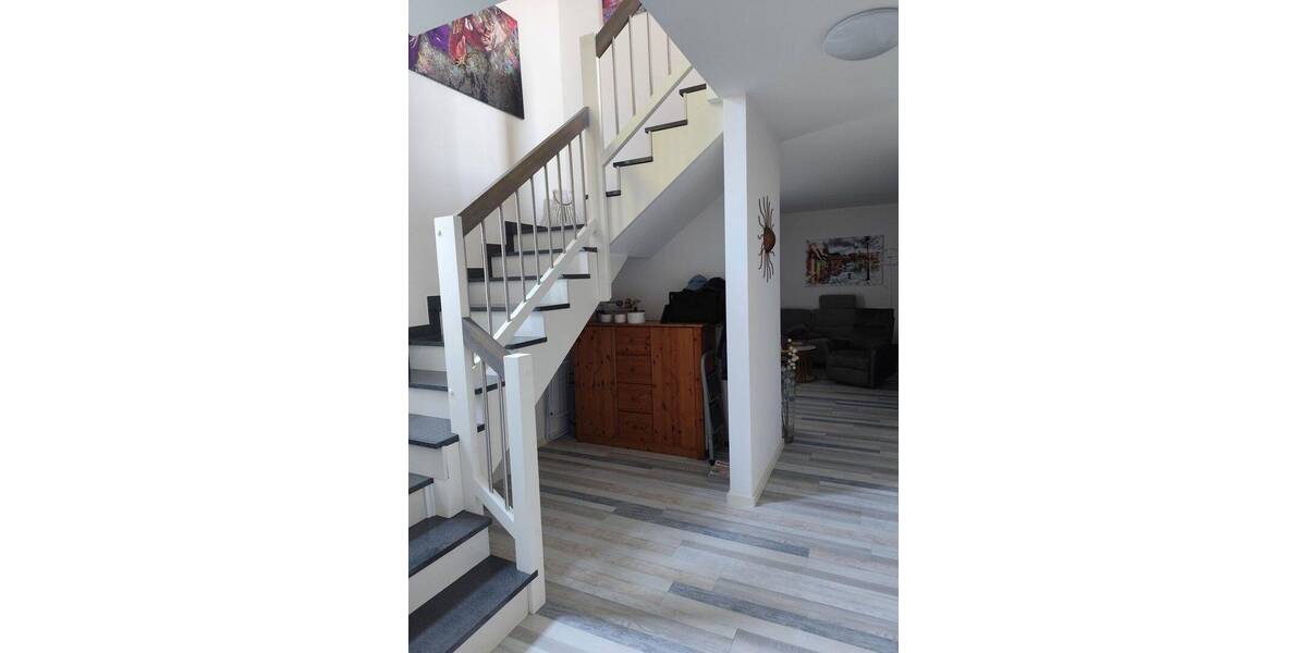 sehr gepflegte Doppelhaushälfte , 5 Jahre jung , von privat 4 zimmer