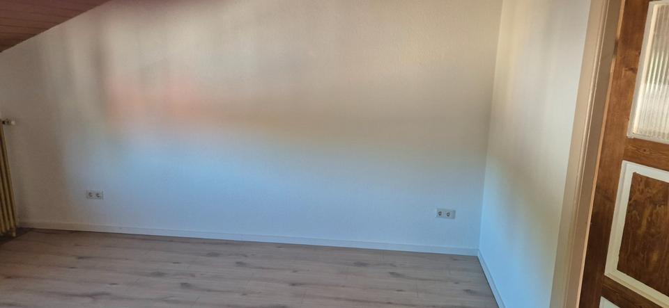 Dachgeschoßwohnung Hude (Oldenburg) - 3 Zimmer, 98 m&sup2;, 900&euro; | Angebot:26433484