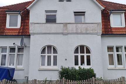 Haus zum Kaufen in Varel , Jadebusen 195.000 € 290 m² 12 zimmer