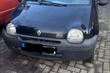 Renault Twingo 121.000 km 1.190 &euro; Berne 27804