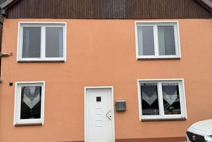 Haus Elsfleth - 5 Zimmer, 130 m&sup2;, 985&euro; | Angebot:24810819