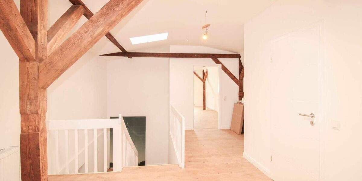 Sanierte Maisonette Wohnung in Fußgängerzone verschieden Nutzbar (z. B. auch als Büro oder Praxis) 4 zimmer