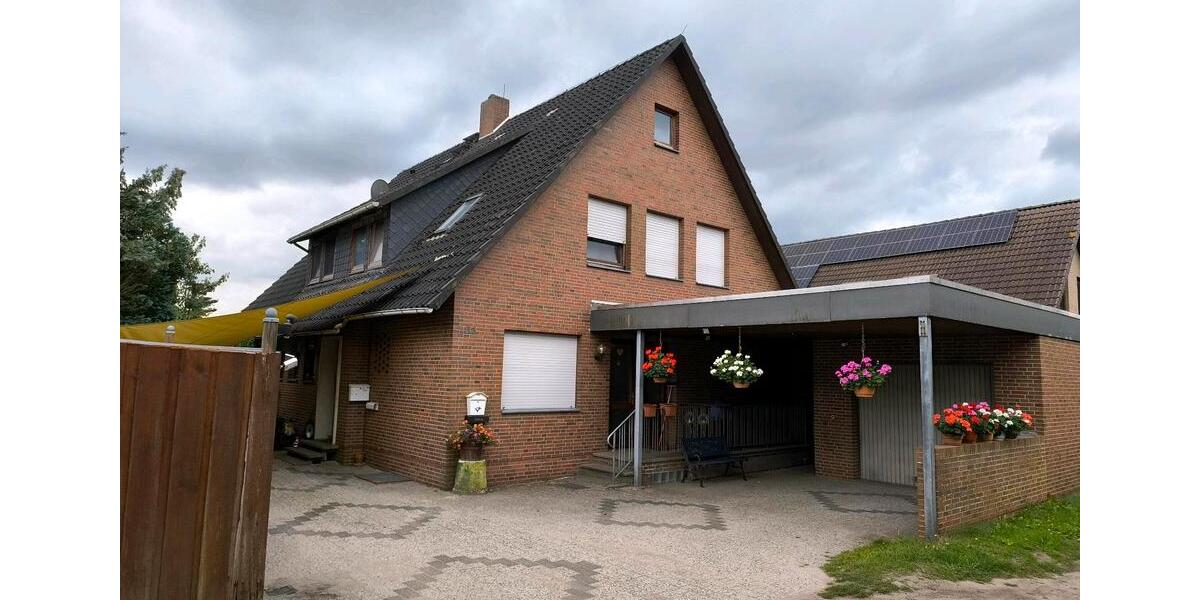 Einfamilienhaus mit 180 m2 Wohnfläche, voll unterkellert 7 zimmer