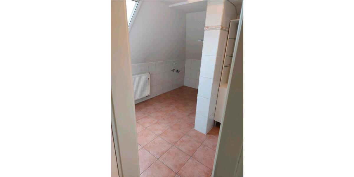 Dachgeschoßwohnung Friesoythe - 2 Zimmer, 70 m&sup2;, 600&euro; | Angebot:25404024