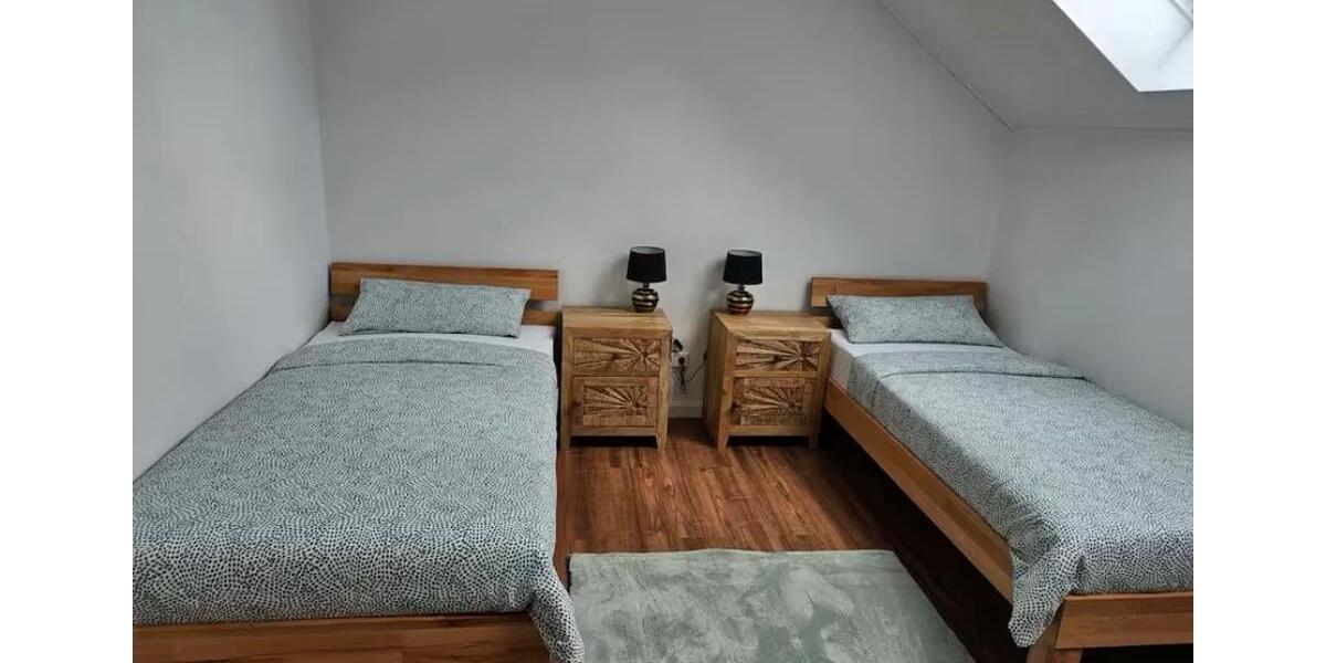 Doppelhaushälfte Rastede - 5 Zimmer, 138 m&sup2;, 1.450&euro; | Angebot:24692568