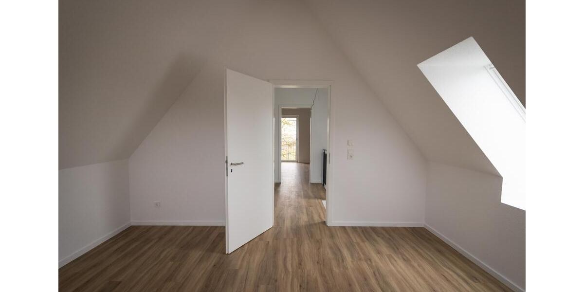 Reihenhaus Edewecht - 6 Zimmer, 122 m&sup2;, 1.680&euro; | Angebot:24992121