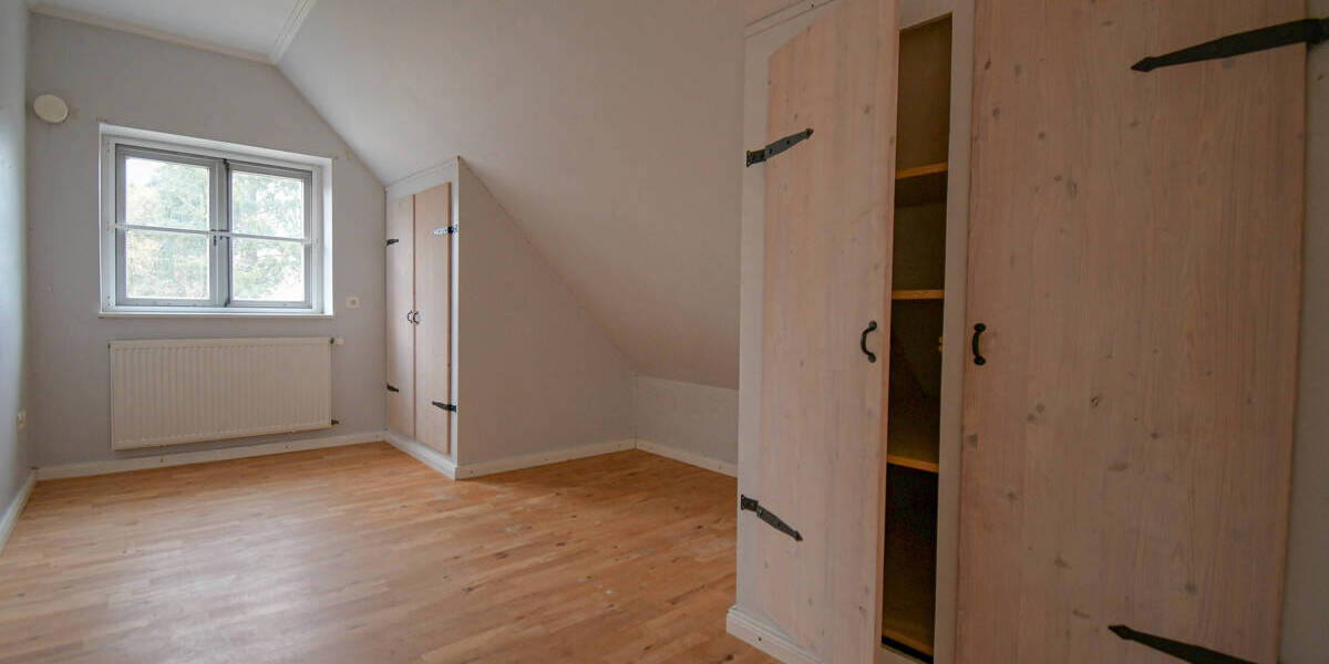 Einfamilienhaus Bösel Edewechterdamm - 1 Zimmer, 314 m&sup2;, 332.000&euro; | Angebot:25692598