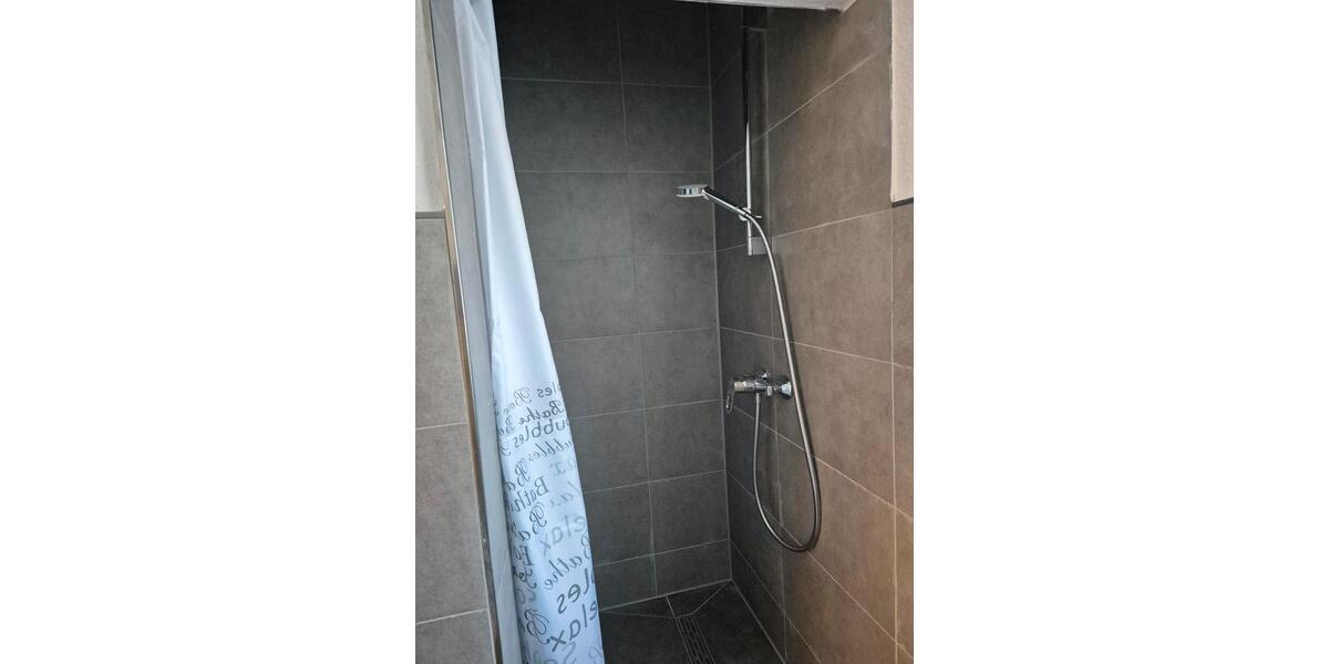 Etagenwohnung Oldenburg Alexandersfeld - 1 Zimmer, 33 m&sup2;, 950&euro; | Angebot:24801335