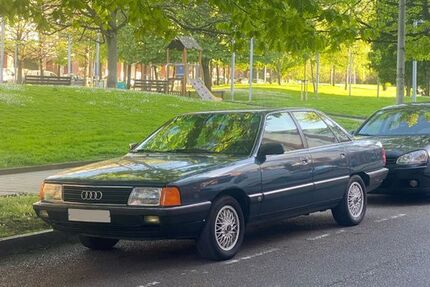 Audi 100 112.240 km 7.300 &euro; Oldenburg 26131
