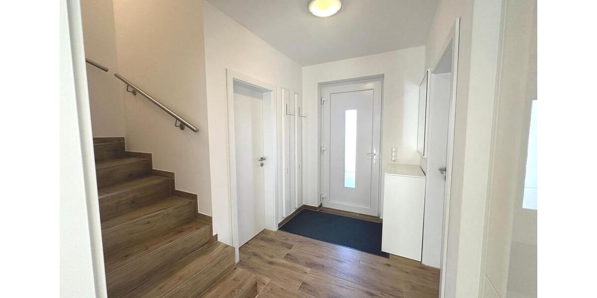 Reihenhaus Oldenburg Eversten - 5 Zimmer, 144 m&sup2;, 1.800&euro; | Angebot:24816573