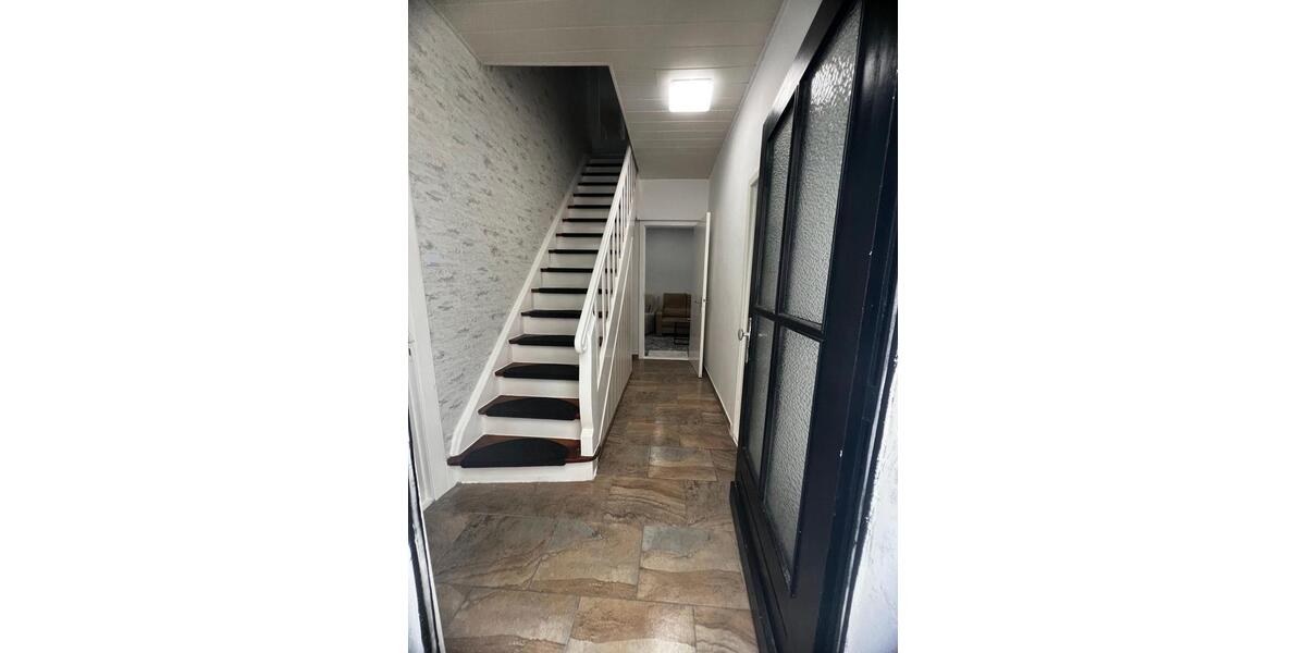 Doppelhaushälfte Brake (Unterweser) - 4 Zimmer, 160 m&sup2;, 145.000&euro; | Angebot:25841872