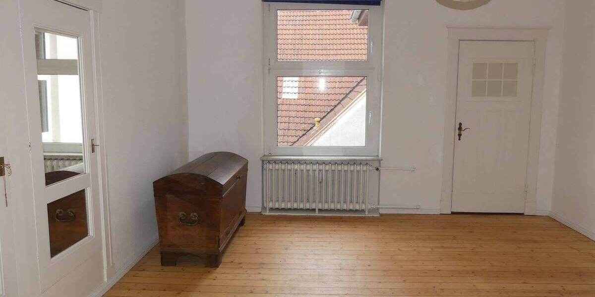 Etagenwohnung Ovelgönne - 4 Zimmer, 120 m&sup2;, 650&euro; | Angebot:25630436