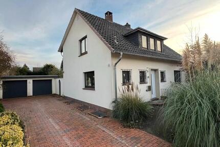 Gepflegtes Einfamilienhaus in zentraler und sehr ruhiger Lage 5 zimmer