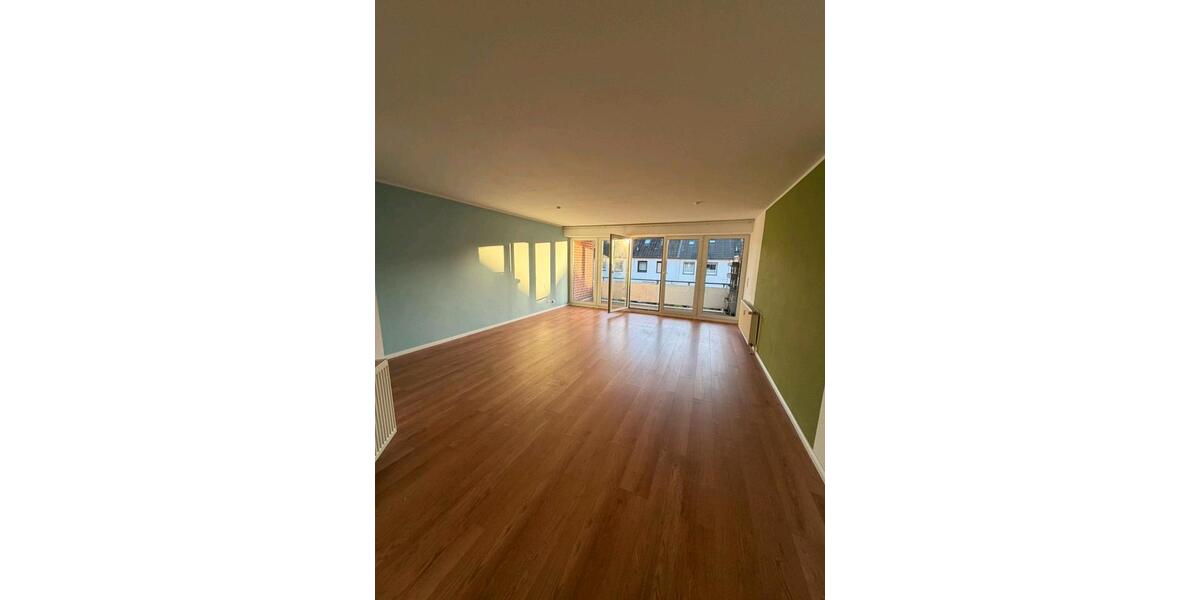 Etagenwohnung Oldenburg Alexandersfeld - 3 Zimmer, 88 m&sup2;, 1.100&euro; | Angebot:26255417