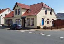 Haus zum Kaufen in Varel 279.000 € 481 m²