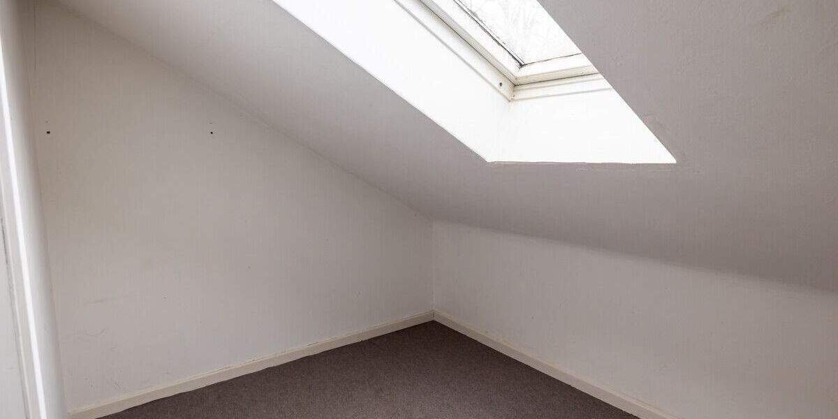 *** 3 WE - 1 WE frei - 2 vermietet - BELIEBTE LAGE in GUTER NACHBARSCHAFT *** 7 zimmer