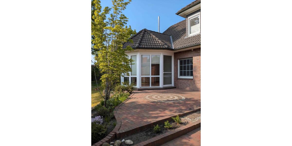 Mehrfamilienhaus, Wohnhaus Wiefelstede - 8 Zimmer, 229 m&sup2;, 390.000&euro; | Angebot:26781572