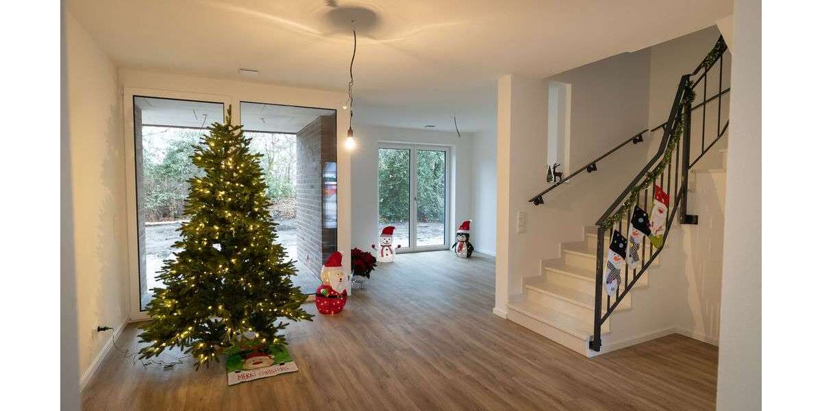 Haus zum Mieten in Edewecht Friedrichsfehn 1.920 € 137 m² 6 zimmer