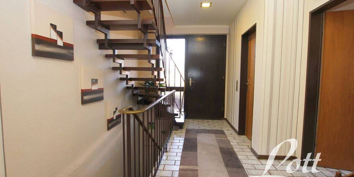 Doppelhaushälfte Edewecht - 3 Zimmer, 121 m&sup2;, 295.000&euro; | Angebot:25995756