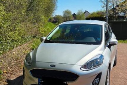 Ford Fiesta 48.610 km 9.900 &euro; Apen 26689