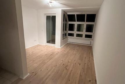 Schöne 30qm Wohnung mit Balkon und Tiefgaragenstellplatz 1 zimmer