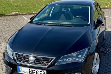 Seat Leon 77.126 km 14.990 &euro; Wiefelstede 26215