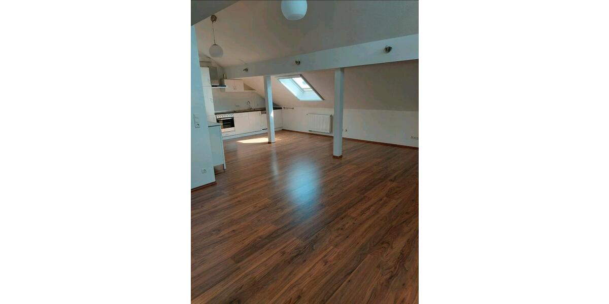 Dachgeschoßwohnung Friesoythe - 2 Zimmer, 70 m&sup2;, 600&euro; | Angebot:25404024