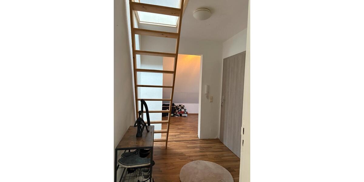 Dachgeschoßwohnung Delmenhorst Deichhorst - 2.5 Zimmer, 54 m&sup2;, 490&euro; | Angebot:25723881