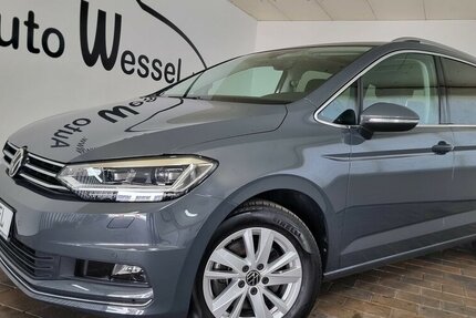 VW Touran Highline BMT LED ACC Nav Panorama 7-Sitze 37.700 km 26.450 &euro; Garrel 49681