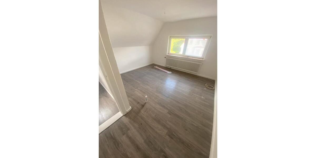 Einfamilienhaus Oldenburg Alexandersfeld - 7 Zimmer, 140 m&sup2;, 1.450&euro; | Angebot:25862653