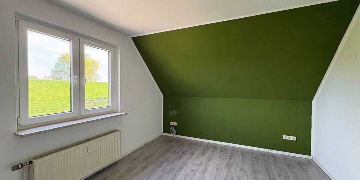 Mehrfamilienhaus, Wohnhaus Berne Ranzenbüttel - 7 Zimmer, 326 m&sup2;, 349.000&euro; | Angebot:25742327