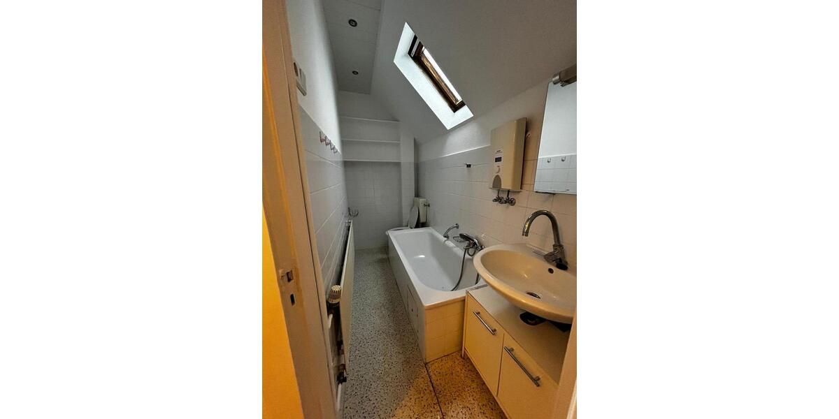 Mehrfamilienhaus, Wohnhaus Oldenburg Kreyenbrück - 6 Zimmer, 150 m&sup2;, 469.000&euro; | Angebot:25854803