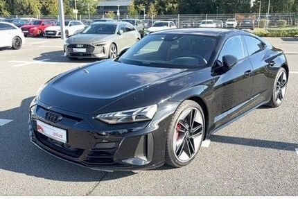 Audi e-tron GT 20.608 km 76.478 € Oldenburg 26135