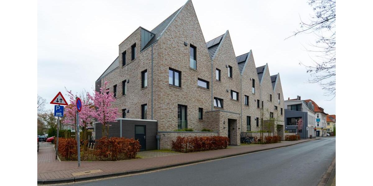 Komfortable 3-Zimmer Wohnung mit Balkon, Tiefgarage und Aufzug im Bürgereschviertel 3 zimmer