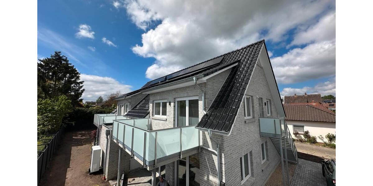 Dachgeschoßwohnung Rastede - 3 Zimmer, 73 m&sup2;, 318.000&euro; | Angebot:26550318