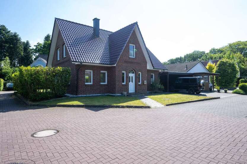 Haus zum Kaufen in Friedrichsfehn 539.000 € 145 m²