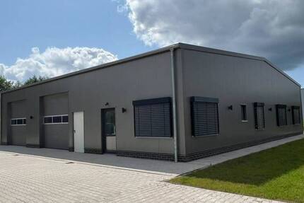 6590 - Moderne Gewerbehalle mit Bürotrakt in Edewecht - neuwertig, vielseitig, erweiterbar