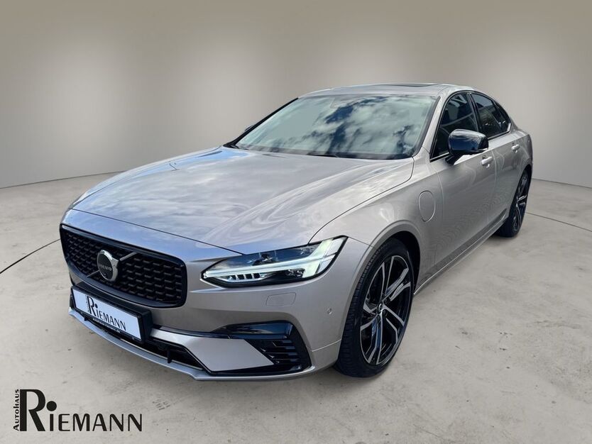 Volvo S90 27.000 km 41.995 € Cloppenburg 49661