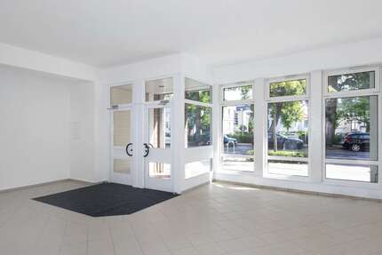 Einzelhandel in Oldenburg (Oldenburg) 3.750 € 250 m² zimmer