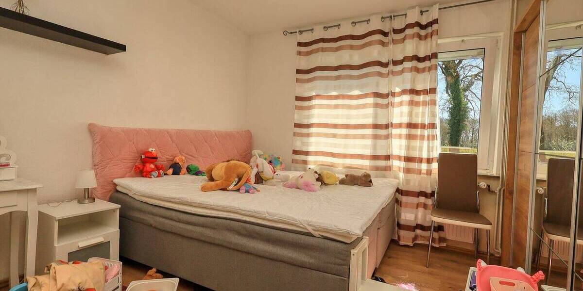 Mehrfamilienhaus, Wohnhaus Westerstede Howiek - 8 Zimmer, 187 m&sup2;, 335.000&euro; | Angebot:26345997