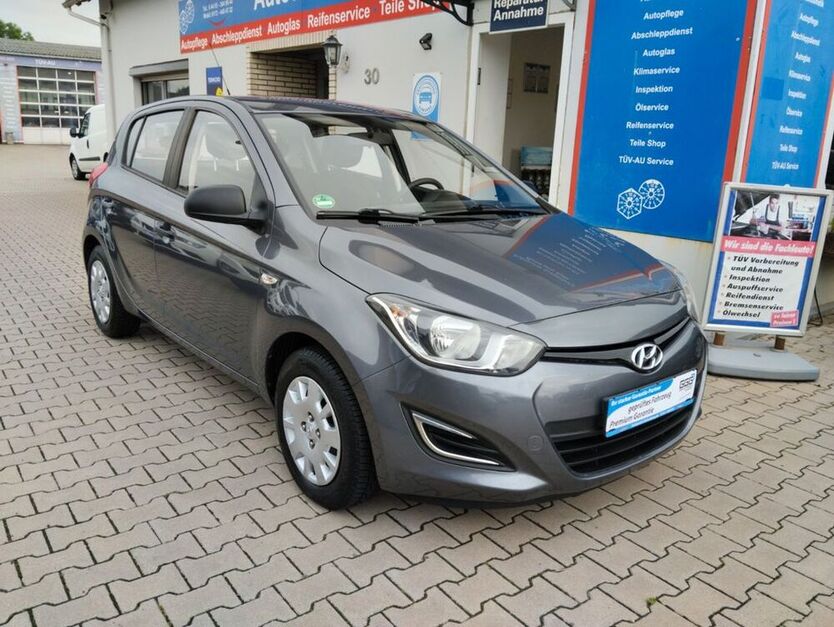 i20
