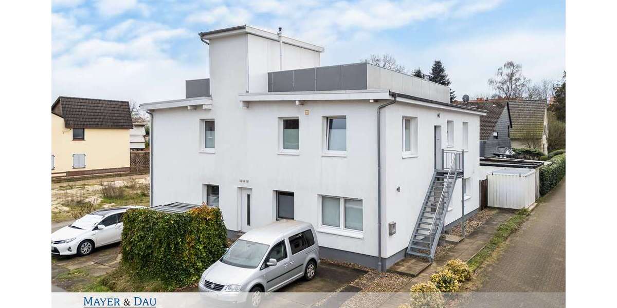 Haus zum Kaufen in Oldenburg 1.199.000 € 335 m² 9 zimmer