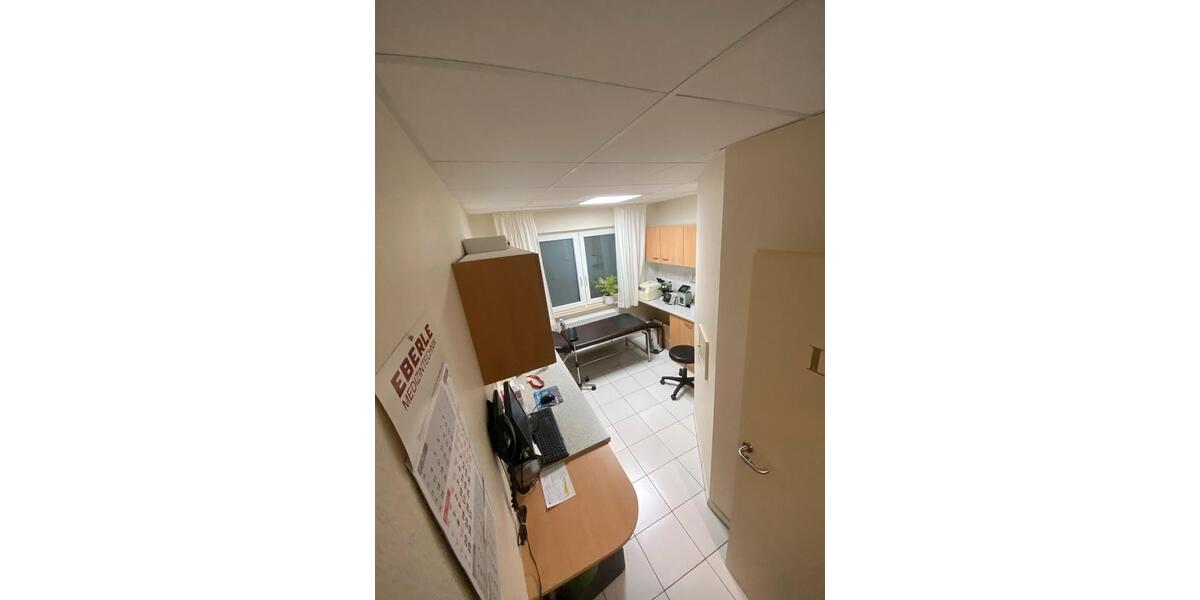 Etagenwohnung Lemwerder - 9 Zimmer, 200 m&sup2;, 450.000&euro; | Angebot:25907019